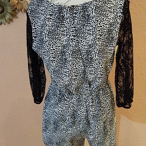 Of Lovely Things Romper - Picture 3 of 4